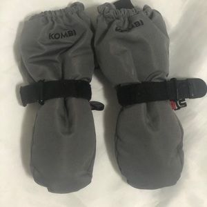 KOMBI Toddler winter mittens - Size Small